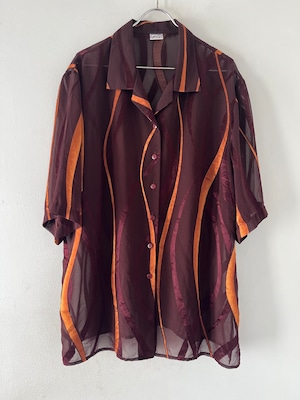 色っぽいシャツブラウス