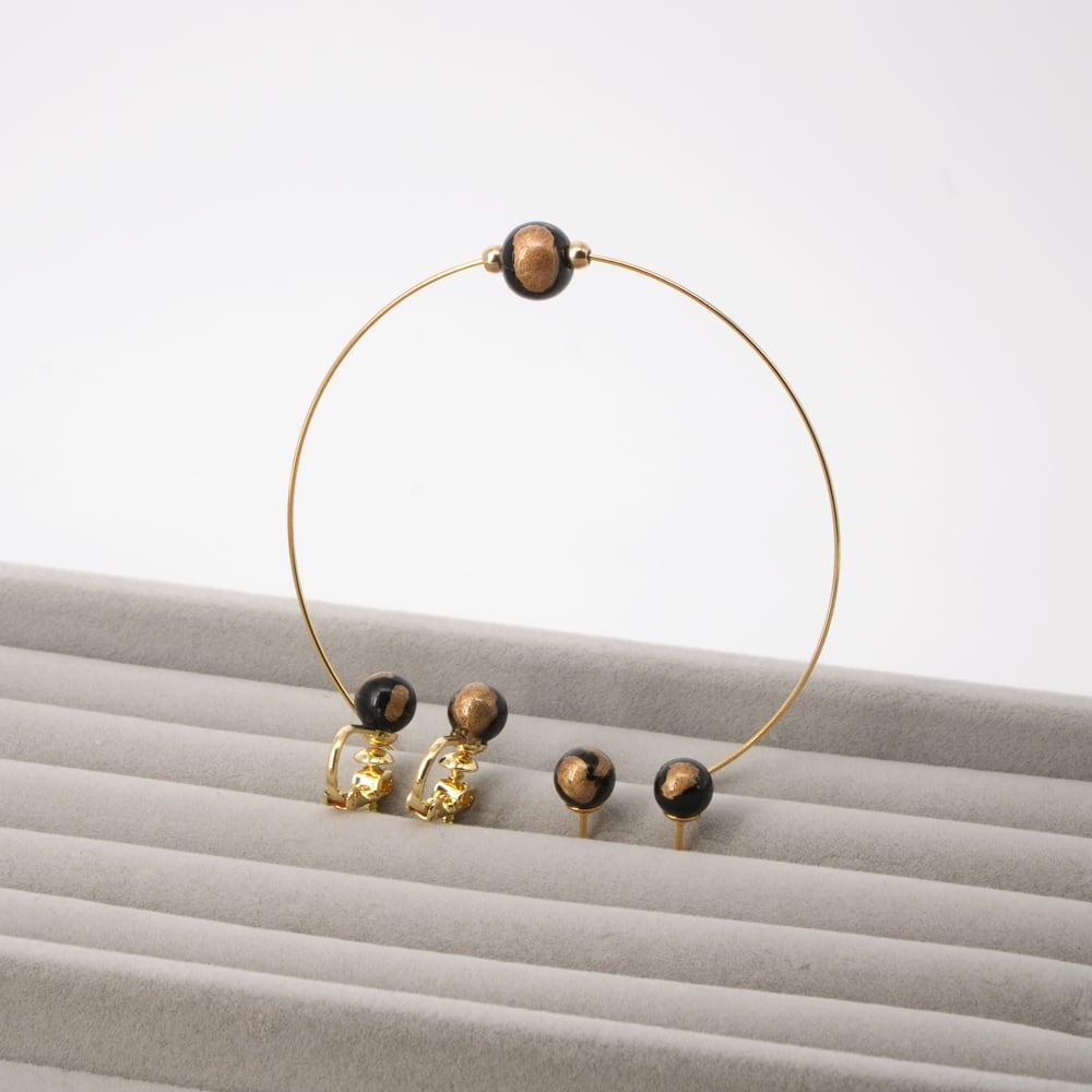 輪島でうまれた うるしのブレスレット ◇gold+シリーズ◇ | 身につける