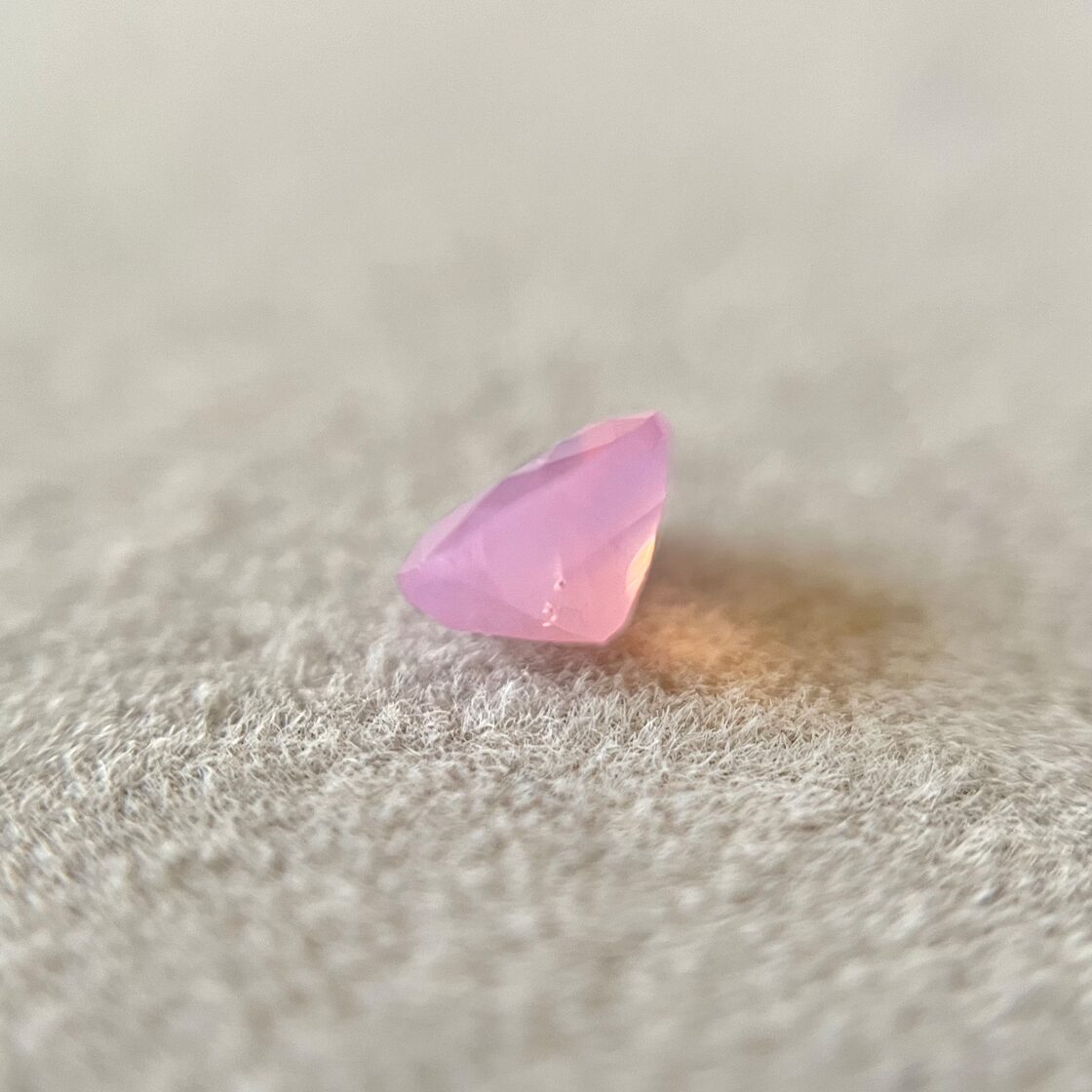 0.92ct天然スピネルルース 鑑定書付き楽天市場】《Spinel》上品な色彩 