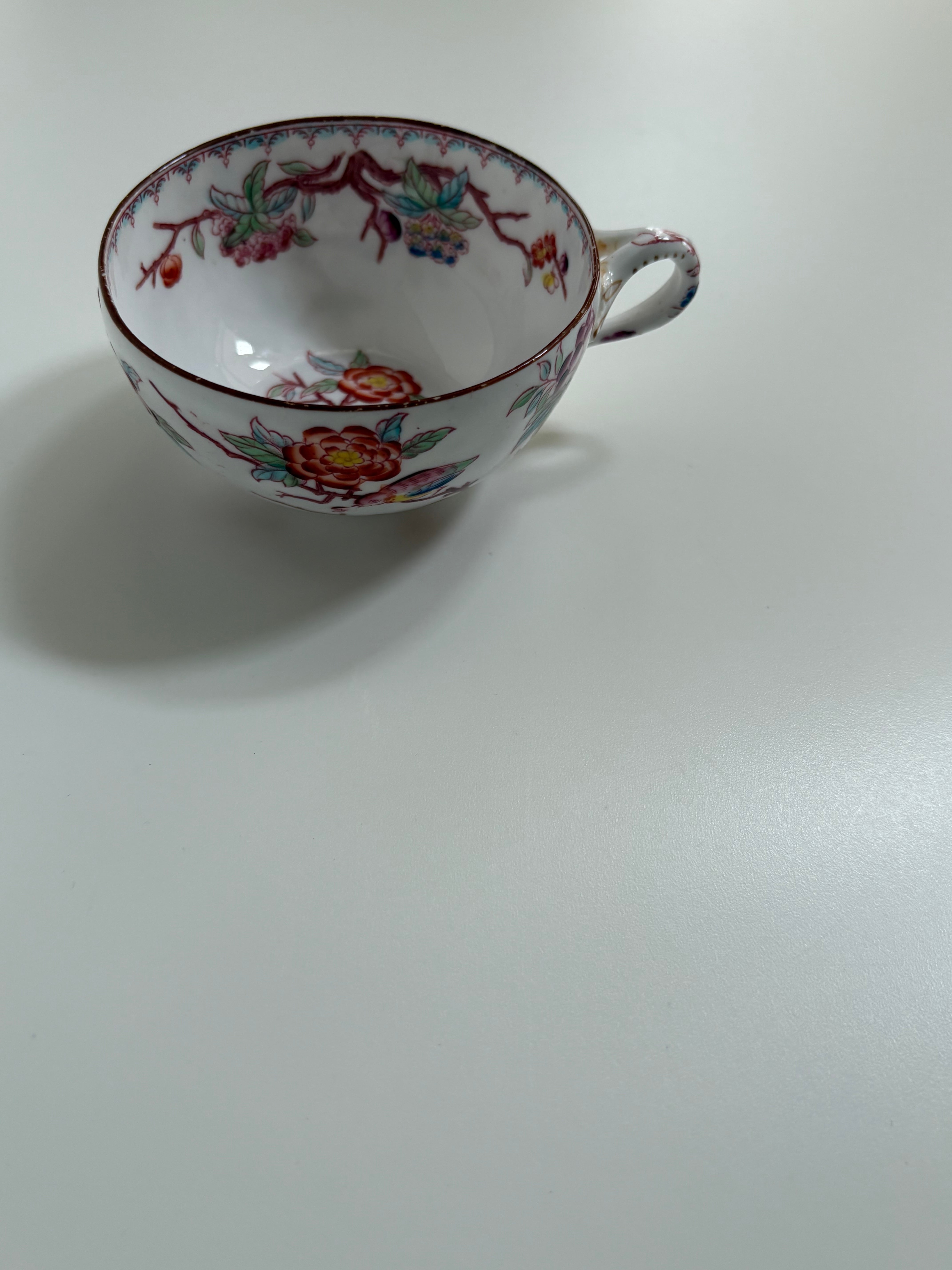 サルグミンヌ MINTON No.252 ティーカップ（鳥と花の絵付け