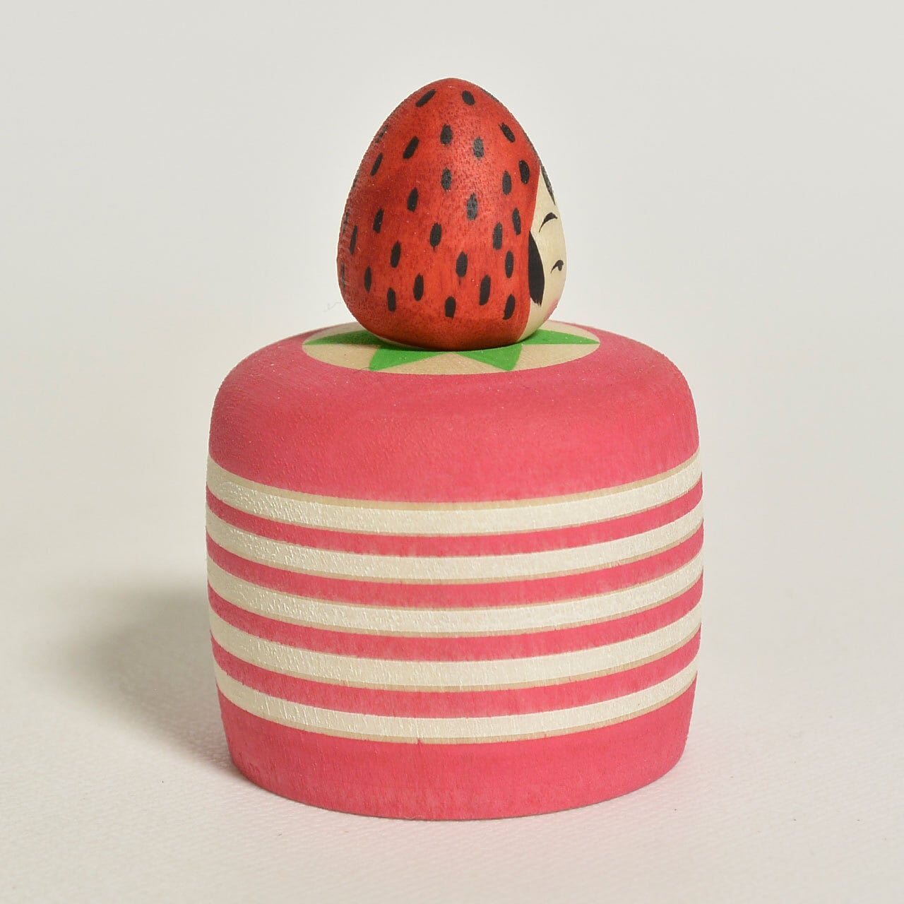 いちごケーキちゃんえじここけし 約1.5寸 約4.5cm 鈴木明 工人（作並系