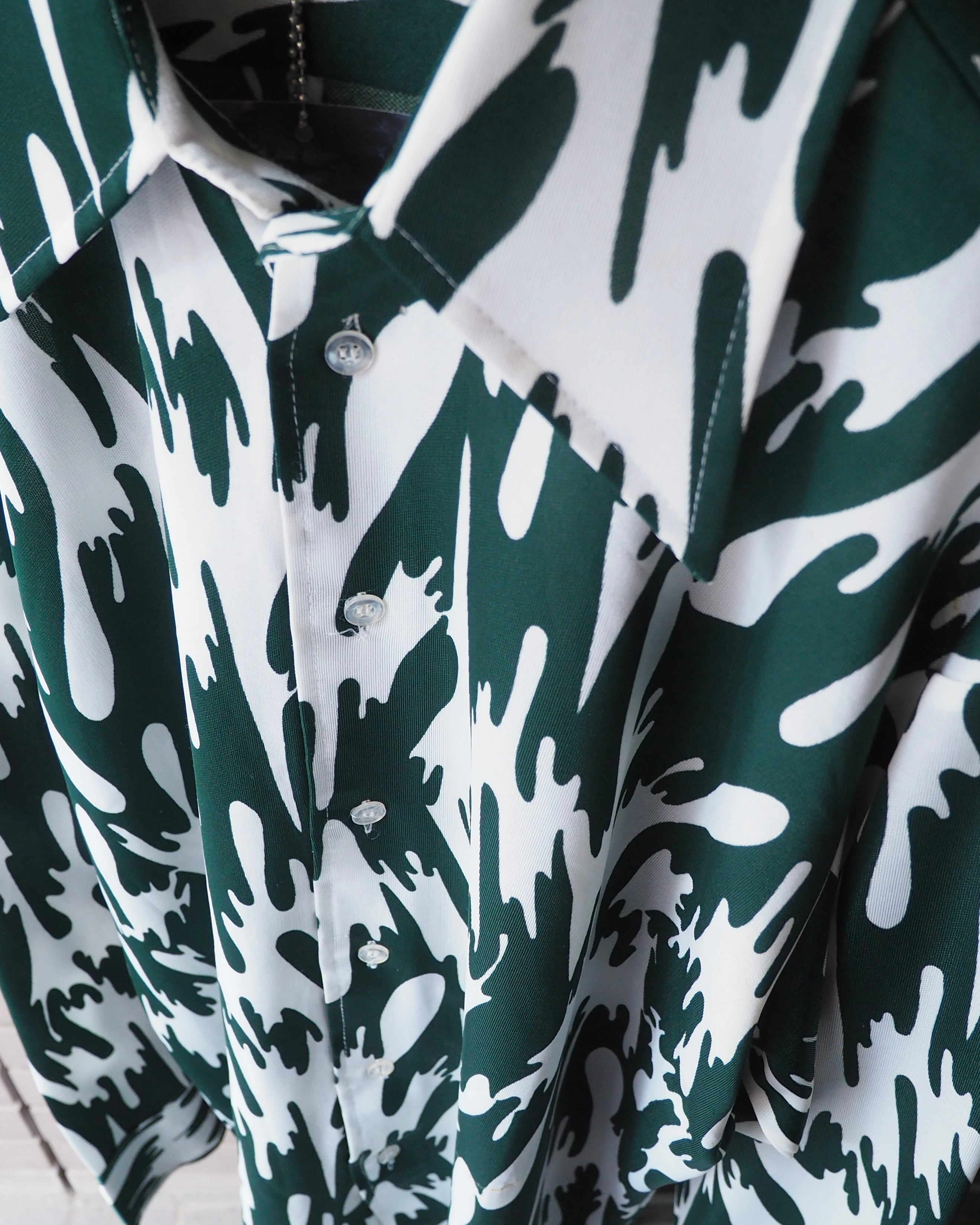 1970s " Sears " Abstract Pattern vintage Drape loose shirt
