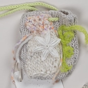 < hiruneknit > omamori pochette