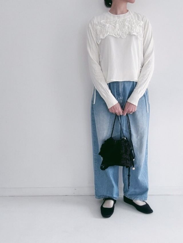 mudoca / コード刺繍ポシェット