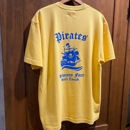 SEVENTY FOUR(セブンティーフォー) / T-SHIRT(PIRATES)(YELLOW)(STF23SS14)(Tシャツ)