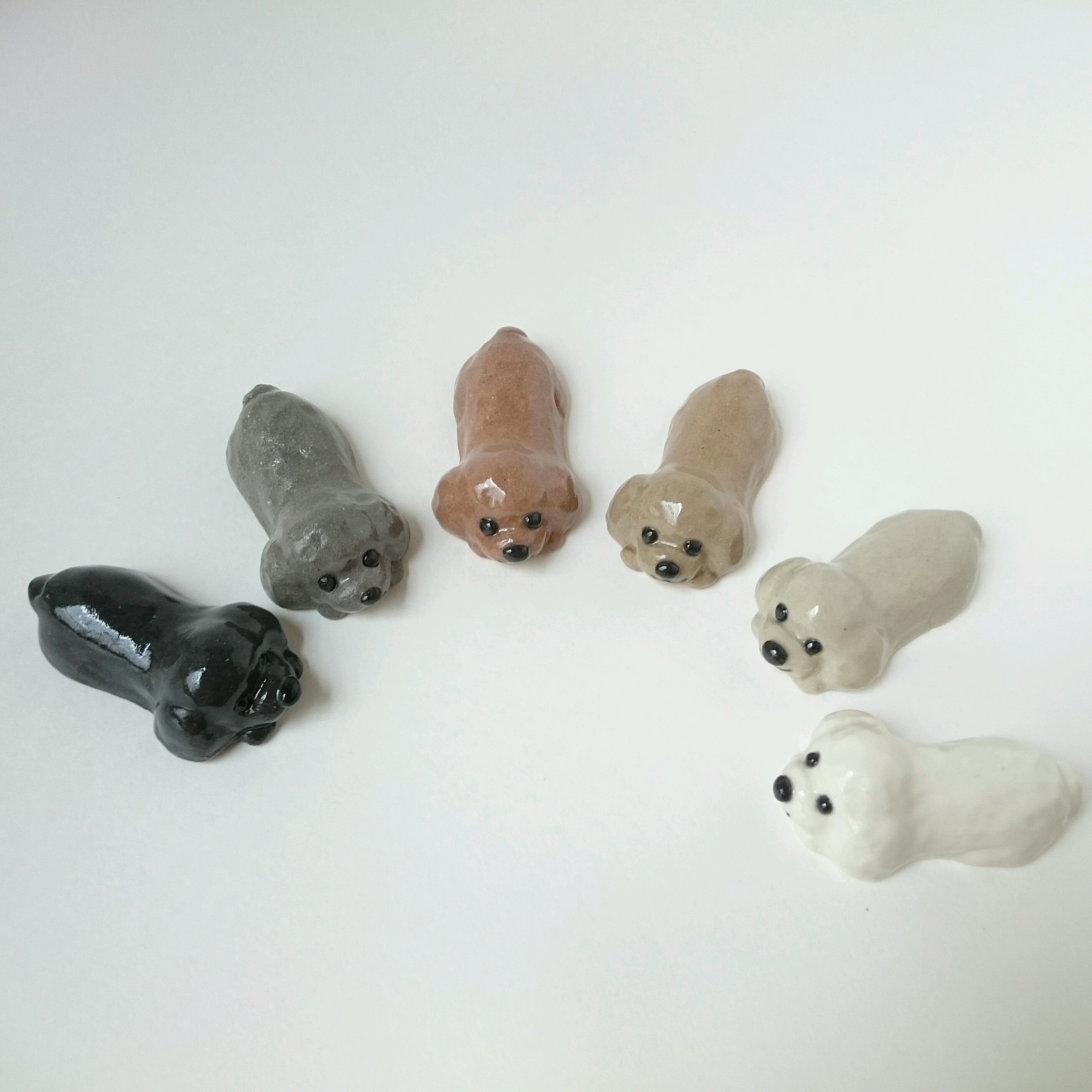 トイプードルの箸置き（シルバー） | 陶器のことり