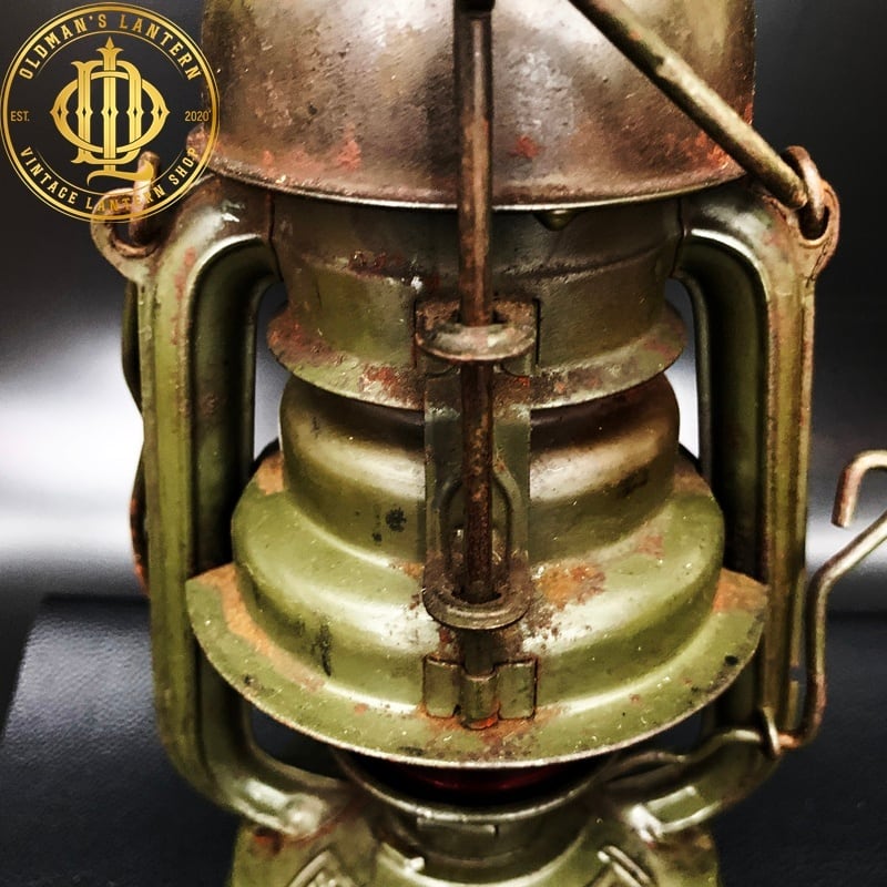 Feuerhand 176Lu レッドグローブ | Oldman's lantern