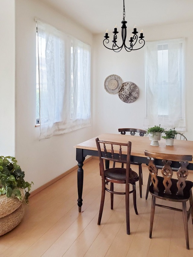 オーク材ターンドレッグダイニングテーブル　“特注ろくろ足TK”（アンティーク調ろくろ足テーブル）足元広めver.　W1400〜2400　4〜8人掛け　引き出し付きダイニングテーブル