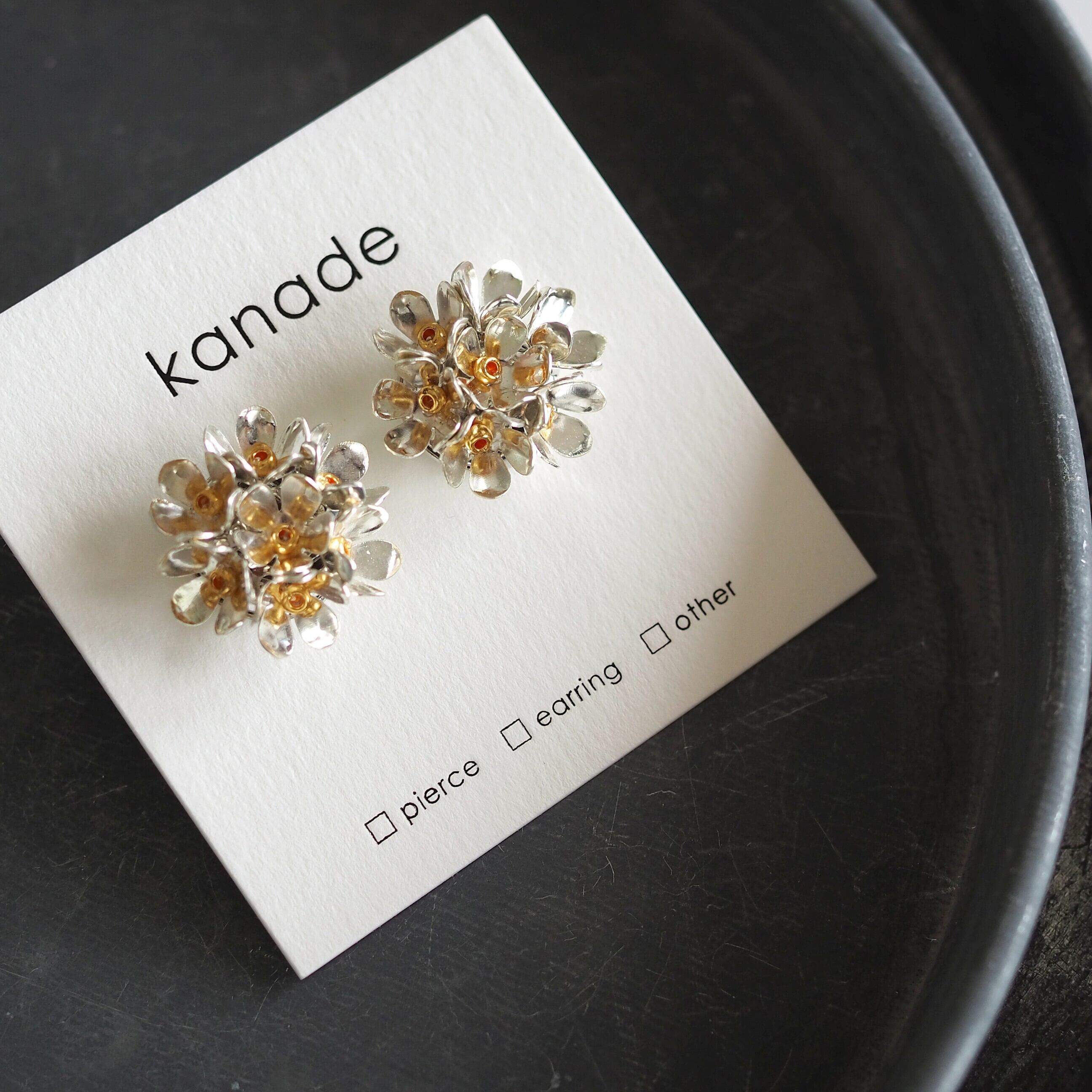metallic bouquet ピアス/イヤリング | kanade