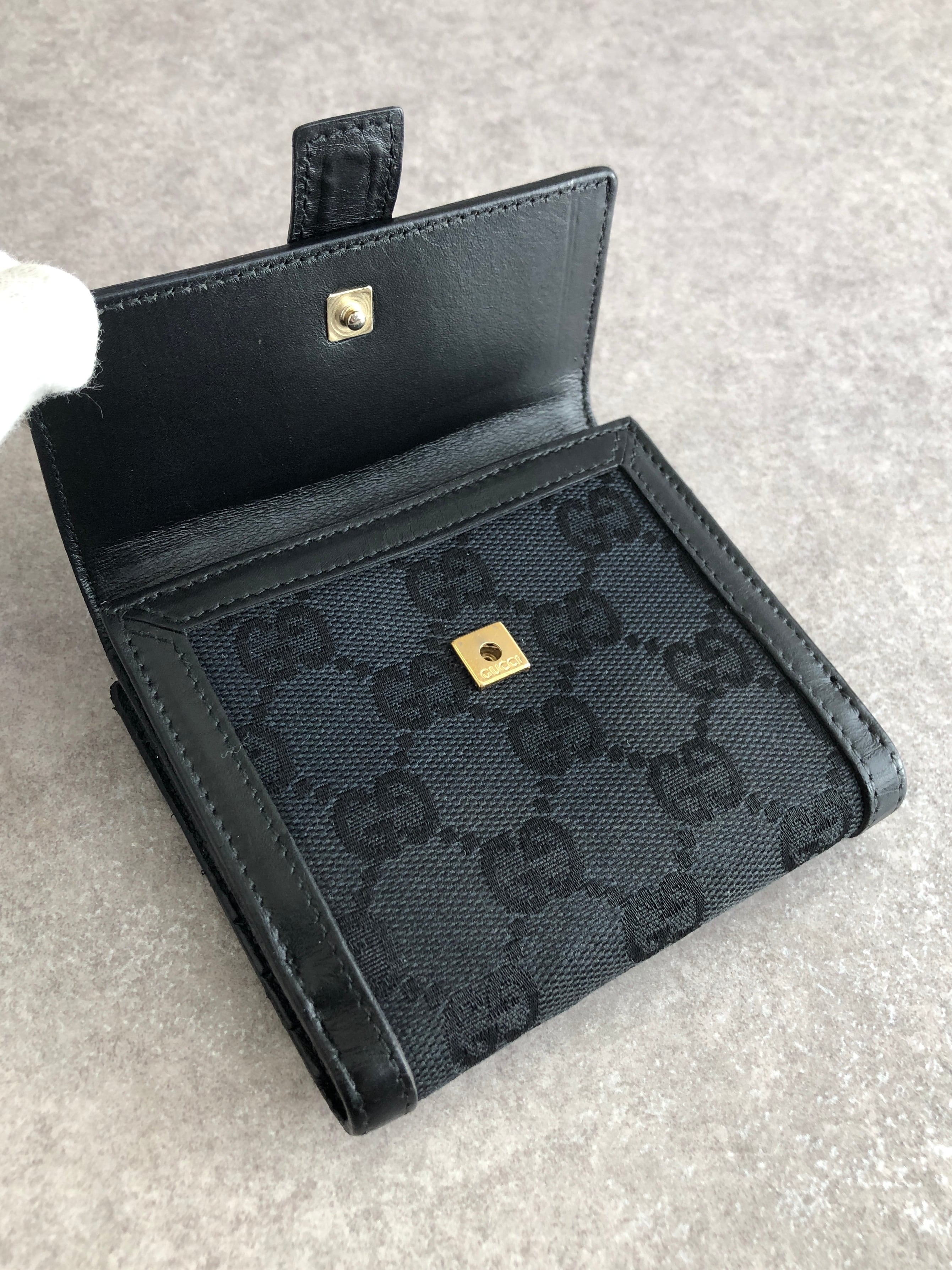 GUCCI グッチ GG 財布 ブラック Gロゴ キャンバス 2つ折り vintage