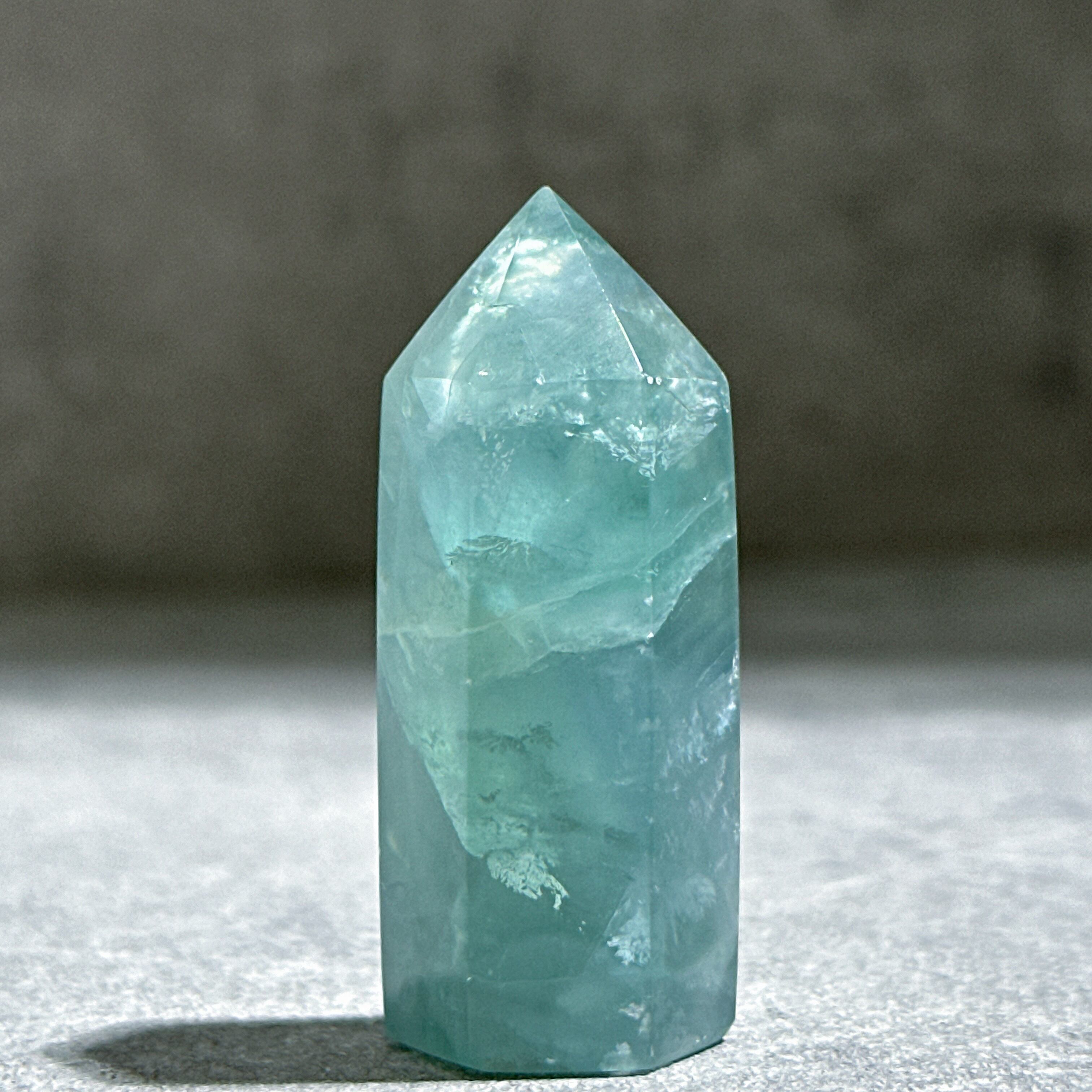 ブルー、グリーンフローライト タワー型15◇ Rainbow Fluorite ◇天然石・鉱物・パワーストーン