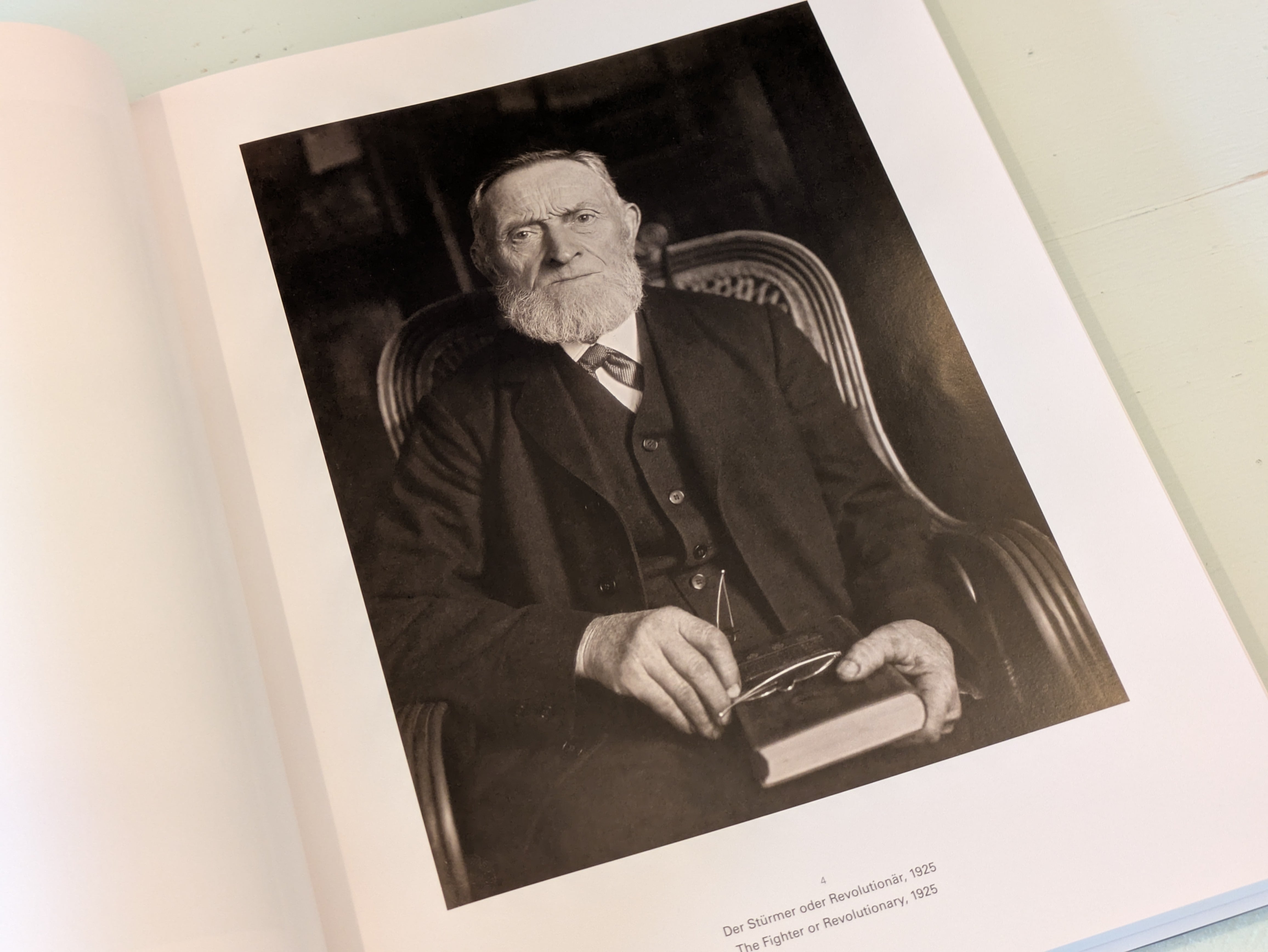 August Sander : Masterpieces / アウグスト・ザンダー | Photobooks