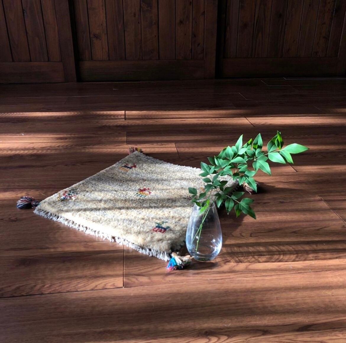 ペルシャギャッベ (ギャベ) チェアマット 椅子の座布団 No.11385 ペルシャギャッベ (ギャベ) チェアマット 椅子の座布団 No.GS-1372