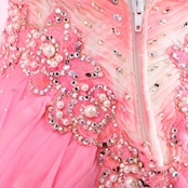 社交ダンス 衣装スタンダードドレス ワンピース ドレス スタンダード ファー プリーツ レース デモ 競技 ダンス パーティ 発表会 ピンク ピンク系 ゴージャス スカート ボリューム ショーウェア ダンスコスチューム フェミニン 競技用ドレス 上品 エレガント