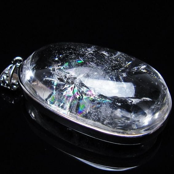 アイリスクォーツ 水晶 ペンダント 虹入り メール便可 一点物 112-14165