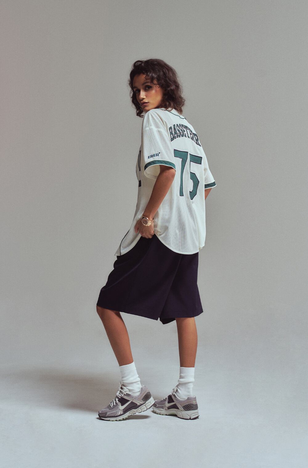 ☆aespa カリナ 着用！！【ERER】75 baseball jersey - Ivory | もごつ
