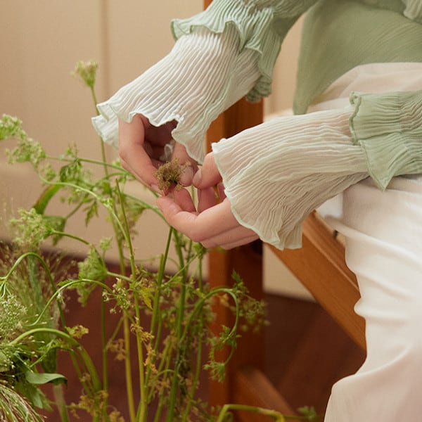 フリル付きミントグリーンシースルートップ Z00264 | .toffee