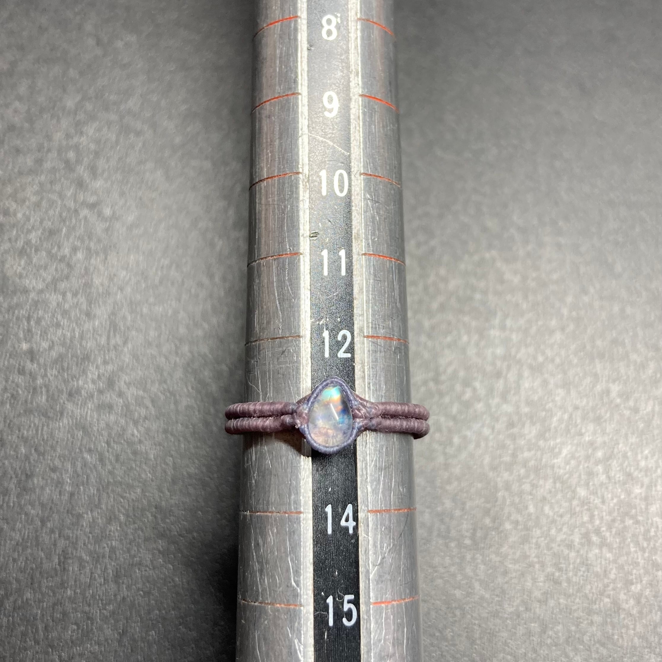 マクラメリング｢omamori-sappari｣レインボームーンストーン | canari