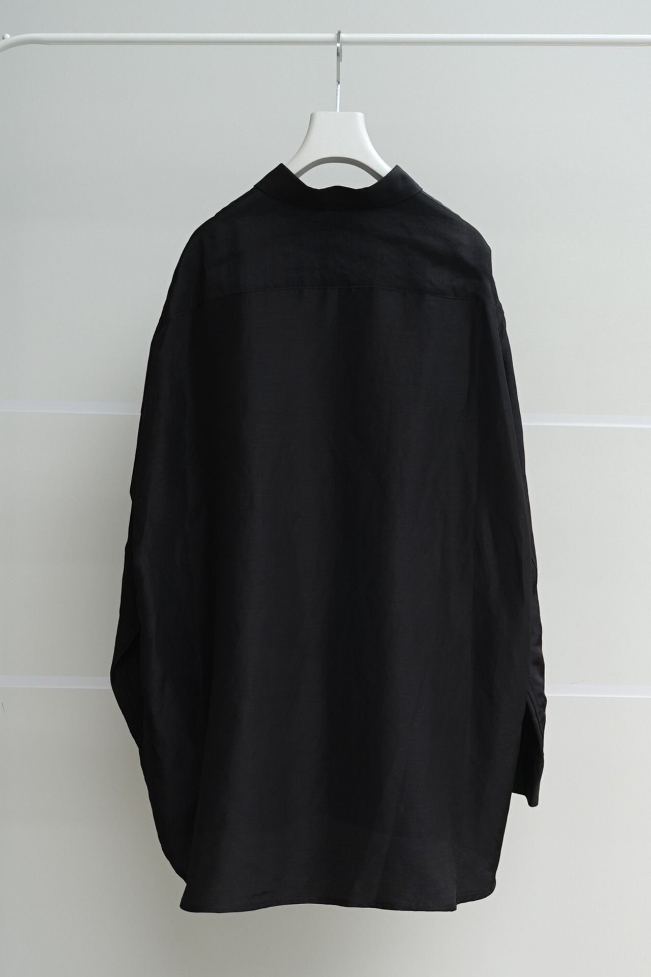 Nonnotte / Cascade Placket Oversized Shirt