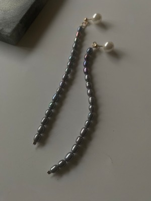 淡水真珠やりすぎロングピアス/イヤリング　ピーコック色