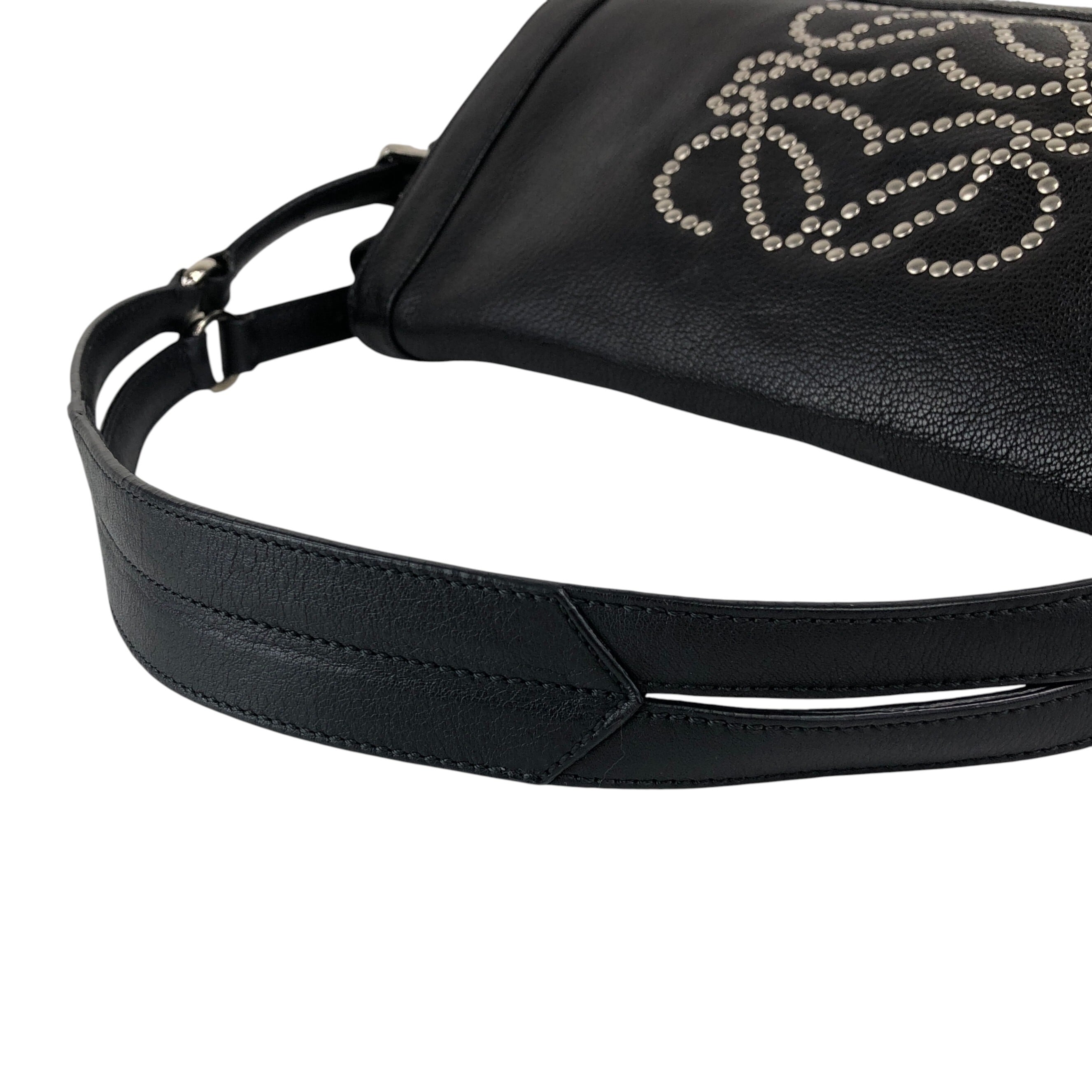 LOEWE ロエベ ショルダーバッグ ブラック アナグラム スタッズ レザー