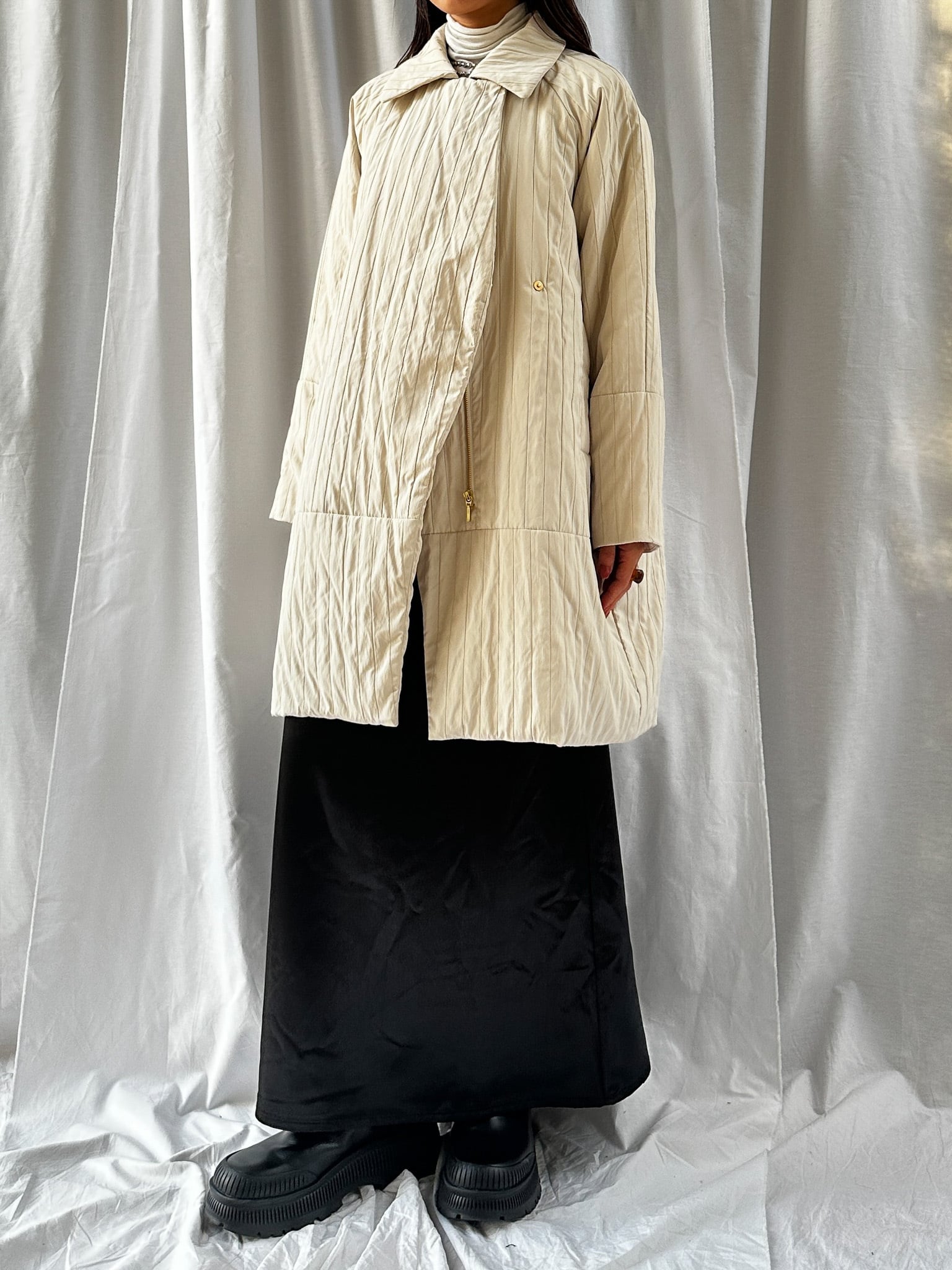 JQ STRIPED STANDCOLLAR COAT(ｼﾞｬｶﾞｰﾄﾞｽﾄﾗｲﾌﾟｽﾃﾝｶﾗｰｺｰﾄ）【5546091