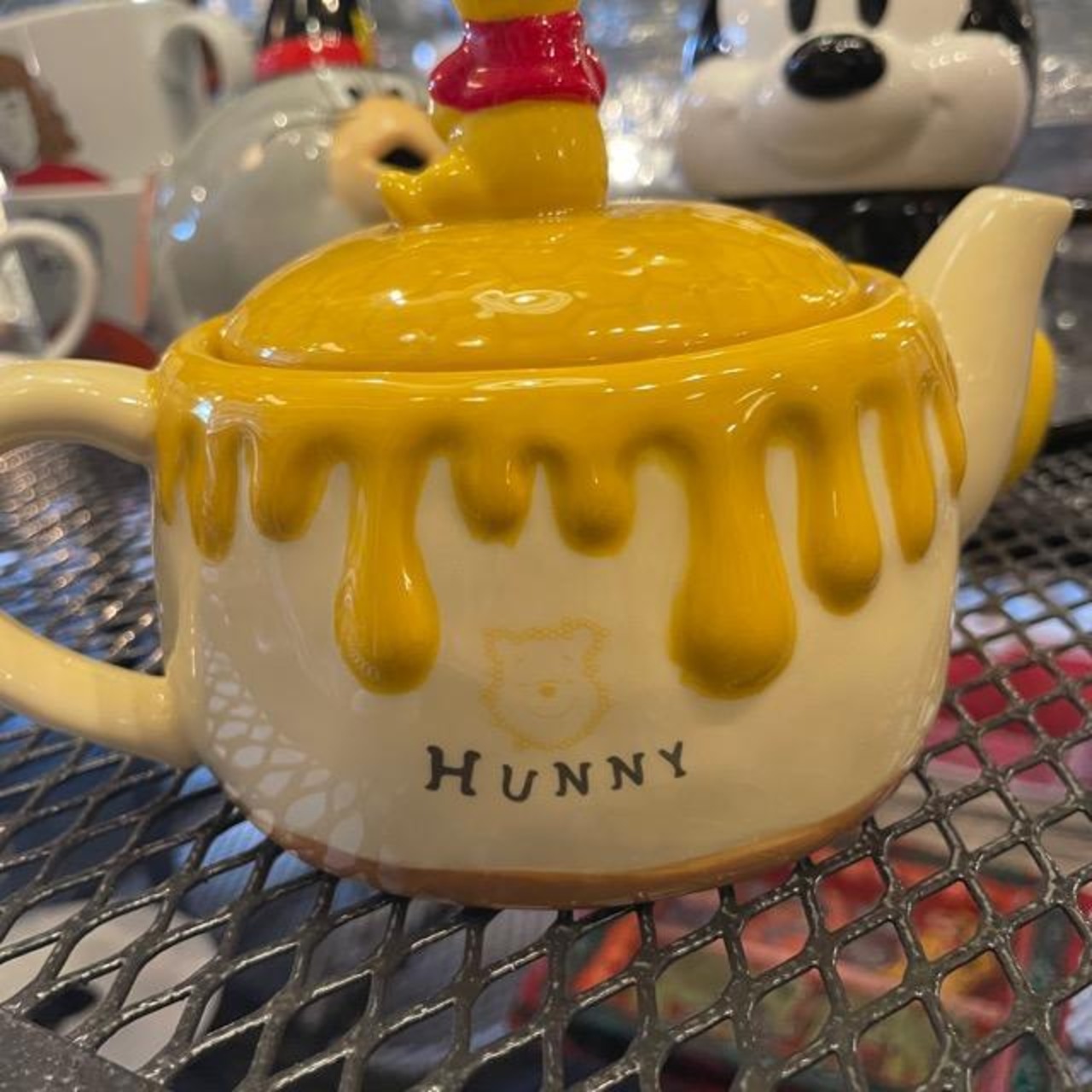 ディズニー ティーポット くまのプーさん はちの巣ケーキ / くまのプーさん　Disney　キャラクター　磁器　ポット