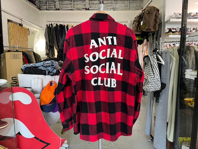 ANTI SOCIAL SOCIAL CLUB NO EXPECTATIONS FLANNEL CHECK SHIRT RED LARGE 83412