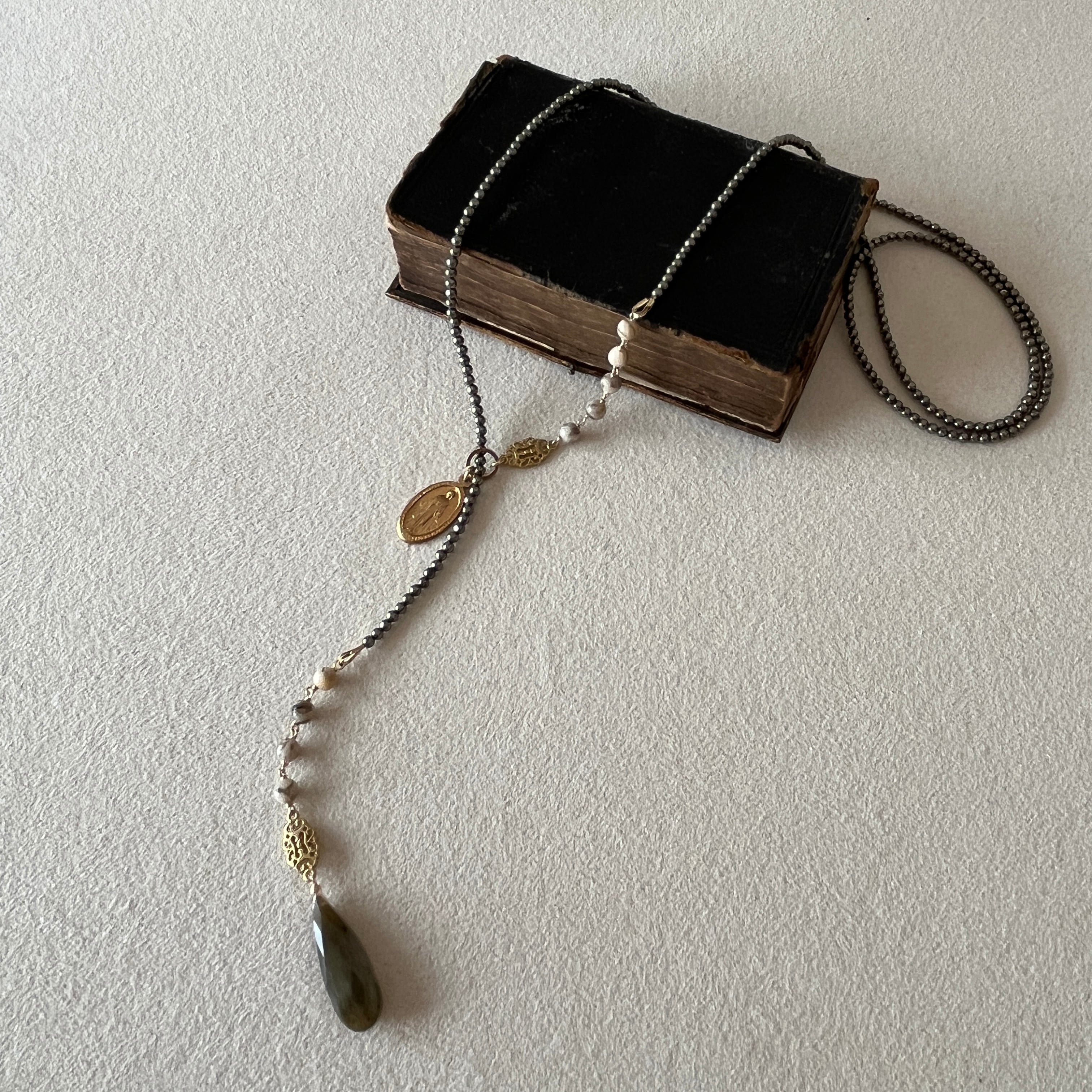 パイライトのラリエット