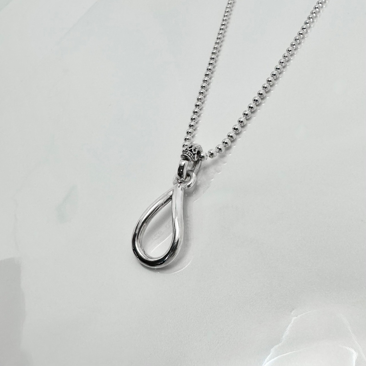 OPEN TEARDROP BALL CHAIN NECKLACE / オープンティアドロップボールチェーンネックレス
