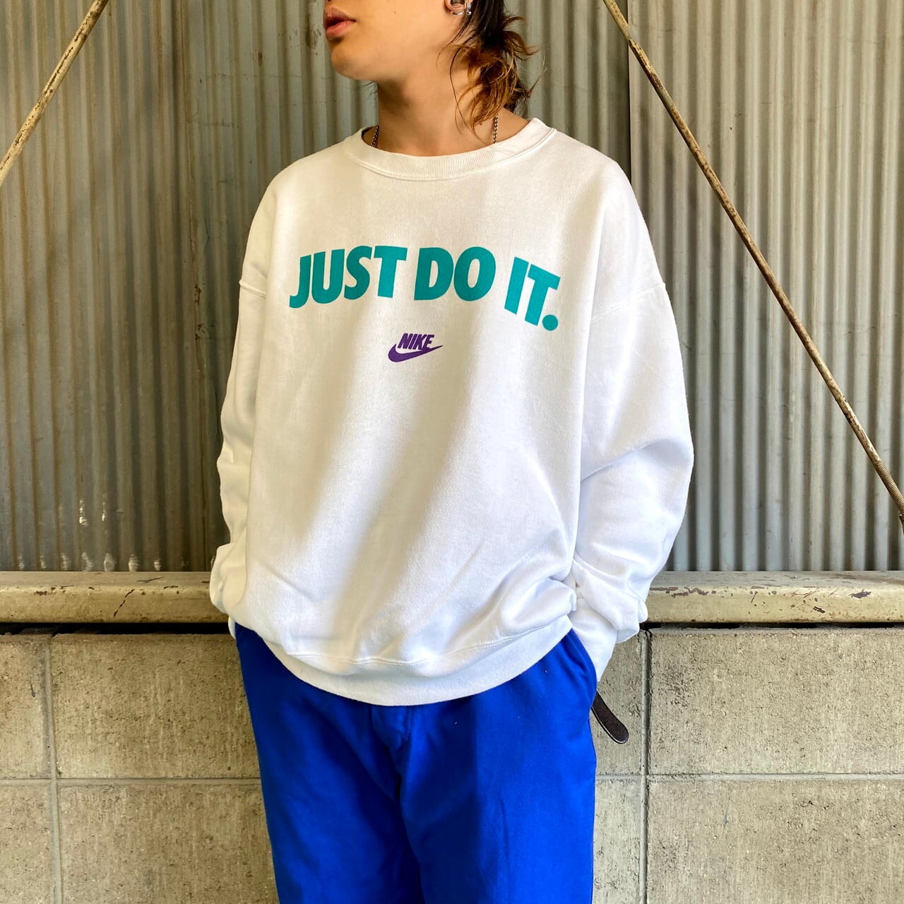 グッドカラー 90年代 Usa製 銀タグ Nike ナイキ センターロゴプリント スウォッシュ Just Do It スウェット メンズl 古着 トレーナー 90s ビンテージ ヴィンテージ ホワイト 白 ビビッドグリーン パープル スウェット Ws22 15 23al15 Cave 古着屋 公式