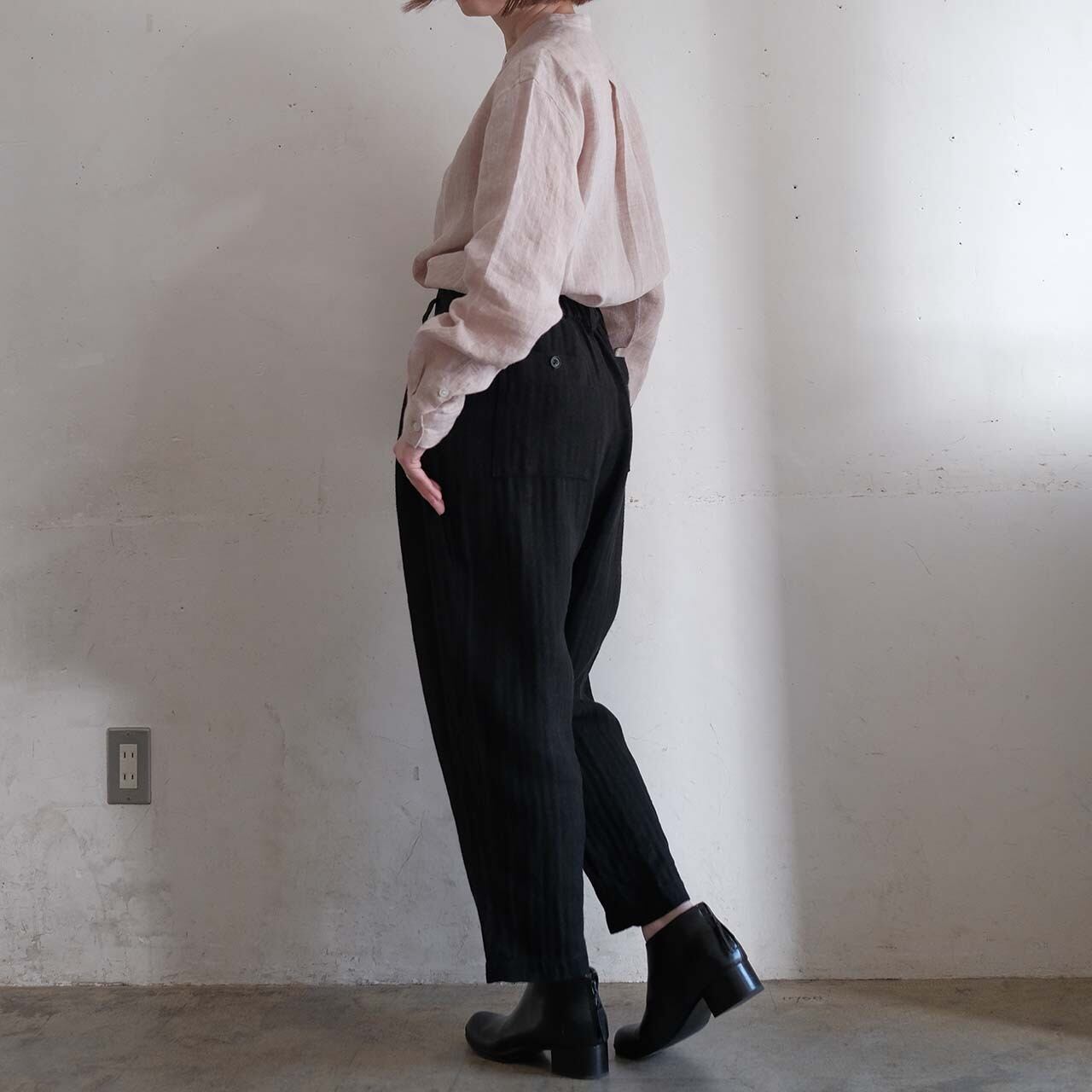 unisex egg pants C／herringbone linen〈black〉 | SALUÉ