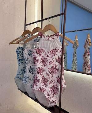 アンティークローズ ハイネック バレエレオタード(Red)