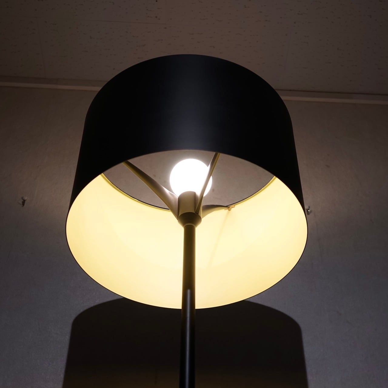 FLOS フロス SPUN LIGHT F スプーンライト S2964H フロアスタンド