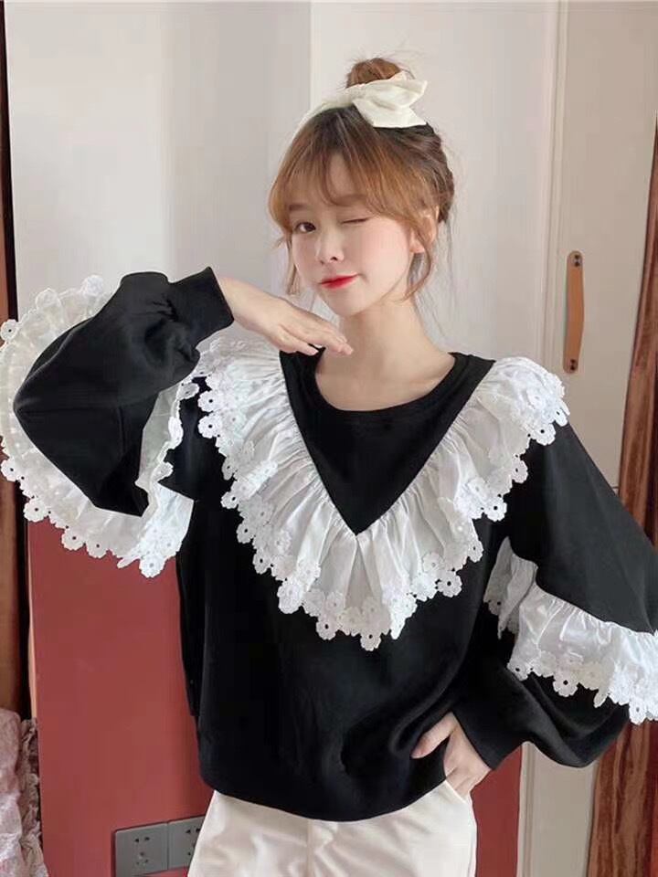 フロントフリルブラウス