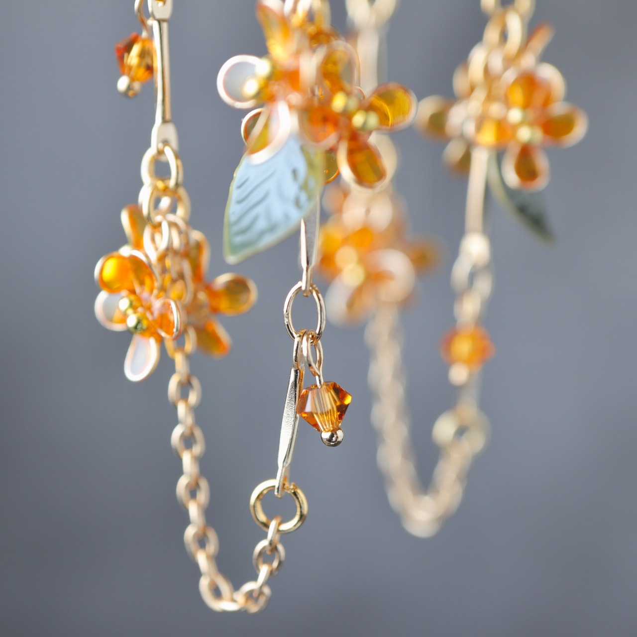 咲き零れる金木犀 | Osmanthus Flower Earrings