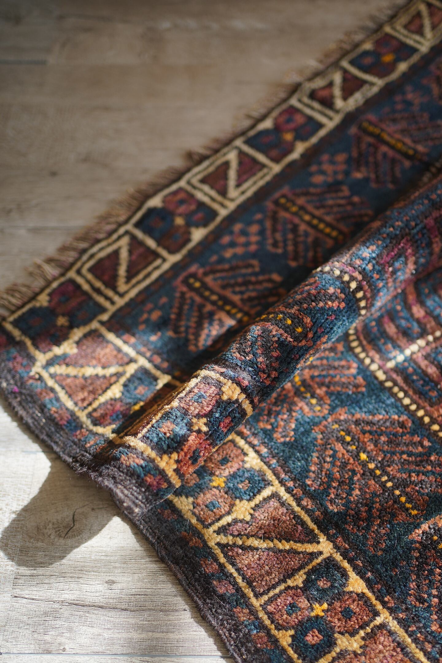 184】Vintage Afghan Baluch rug 1970's - 1980's | ヴィンテージラグ