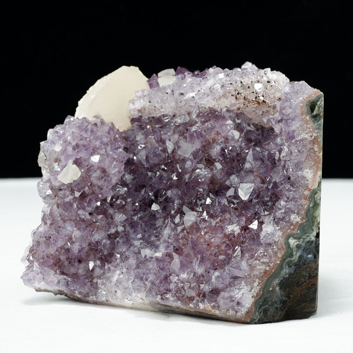アメジスト クラスター ウルグアイ産 アメジスト 原石 置物 amethyst アメシスト 台座付属 カルサイト付き 花型 一点物 182-6224