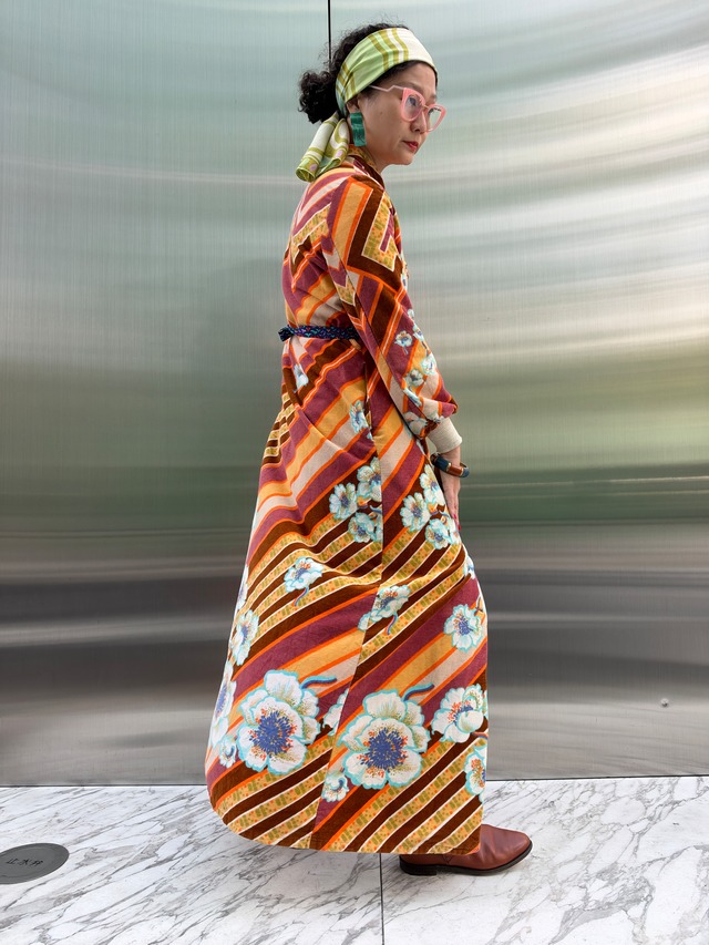 70s Euro vintage floral pile coat
