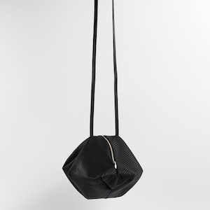 balloon bag #P-BLACK[TANGO CREATION PLATFORM]