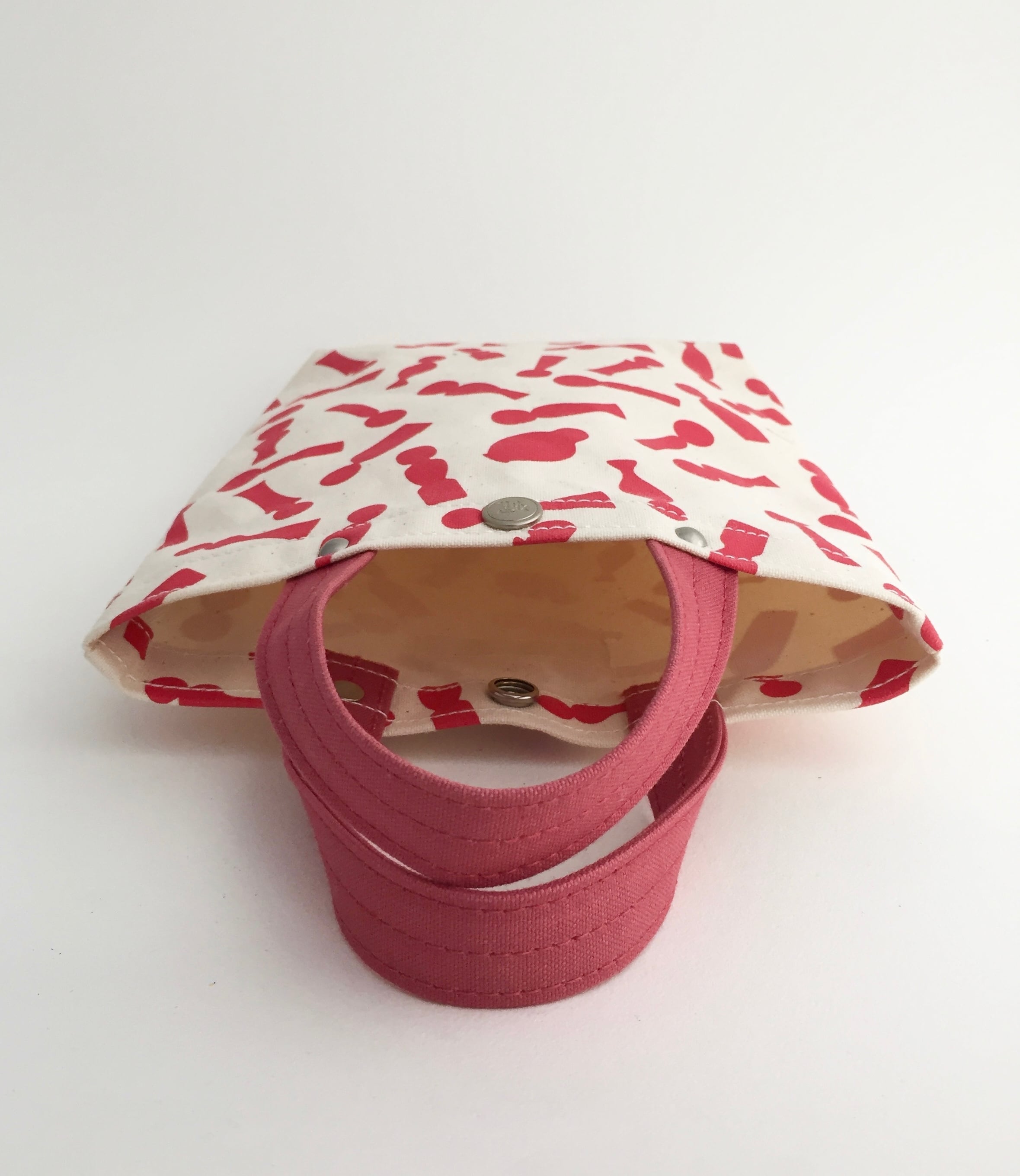 一澤信三郎帆布×コケーシカ の手提げバッグ/小