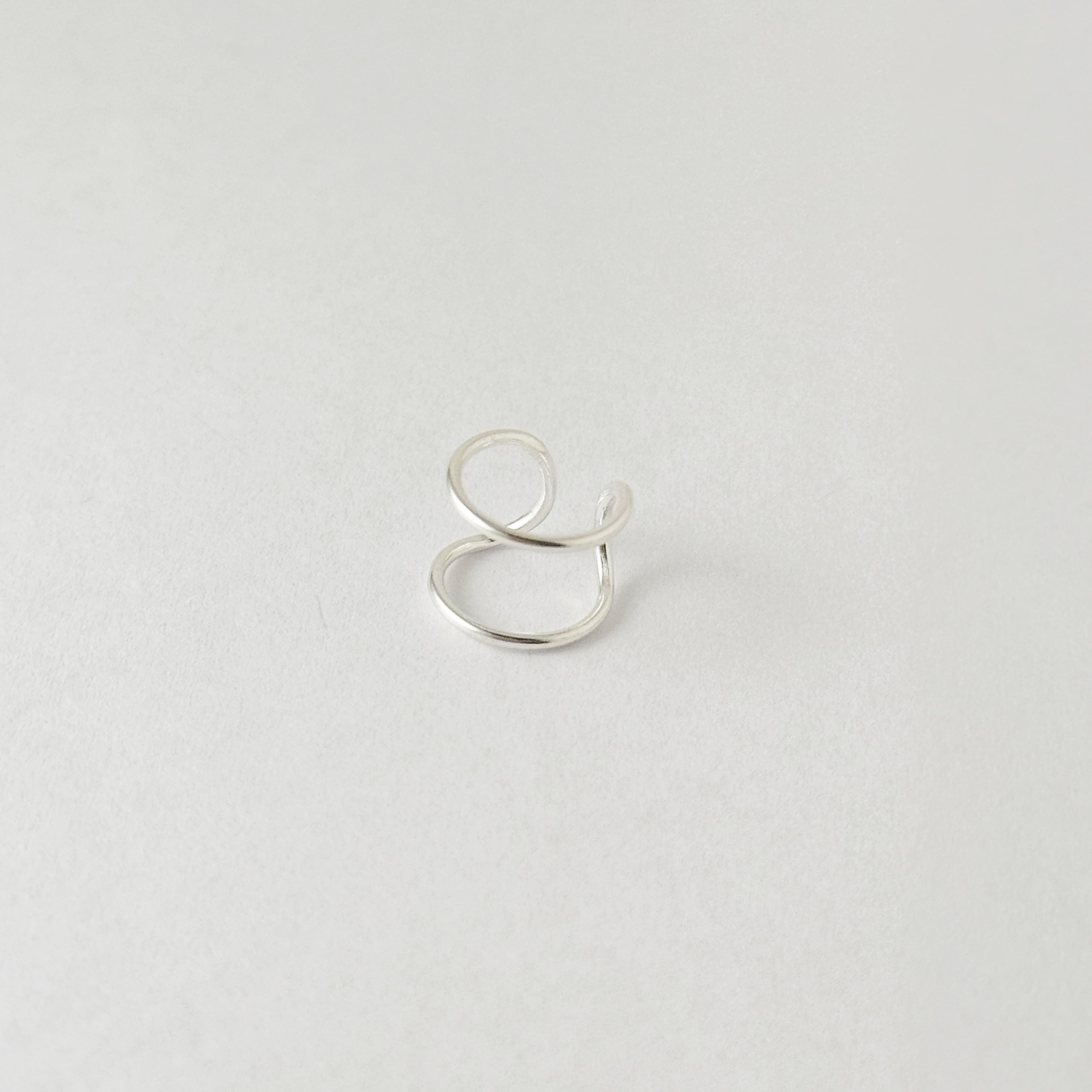 イヤーカフ パラレルライン SILVER