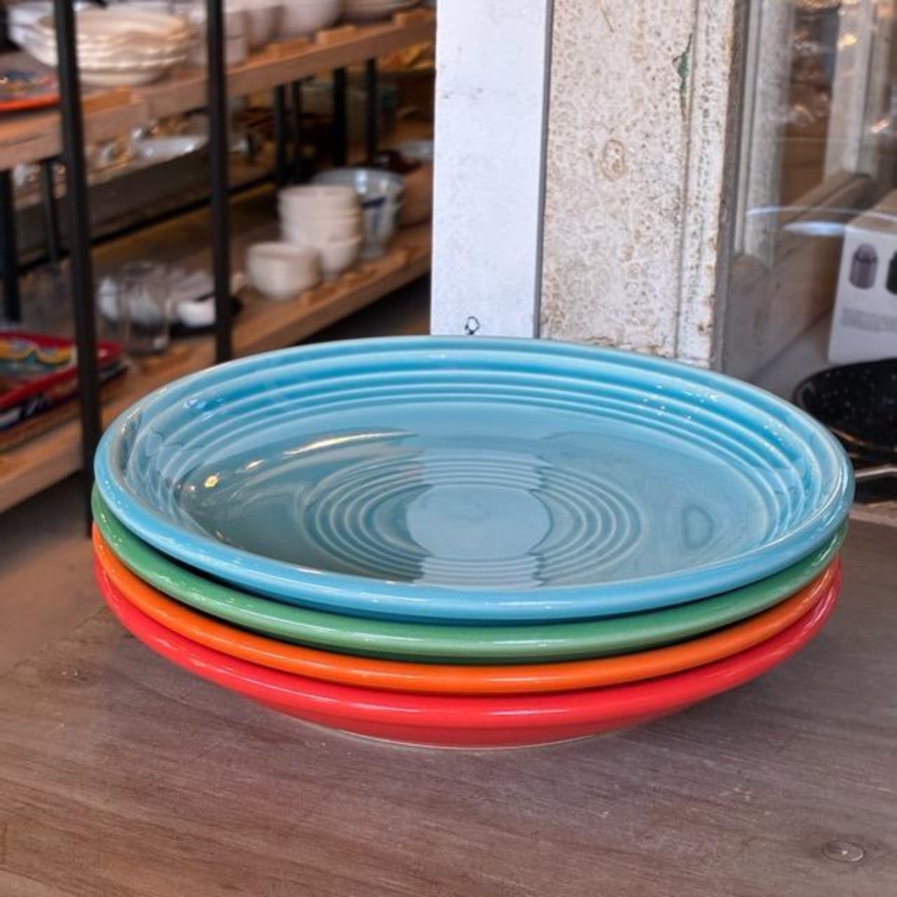 ORBIT Cake plate 19.5cm 4color　オービット　ケーキ皿　全4色　レッド　オレンジ　ブルー　グリーン　取り皿　中皿　丸皿　電子レンジ　オーブン　食洗機