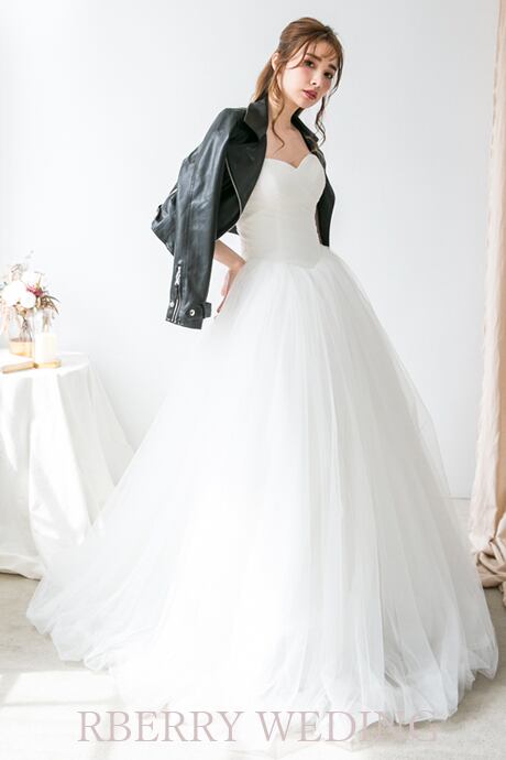 ボリュームたっぷりのチュールが華やか 王道ドレス Spn01 結婚式 2次会 Aライン プリンセスライン Dress Shop Rberry ボリュームたっぷりのチュールが華やか 王道ドレス Spn01 結婚式 2次会 Aライン プリンセスライン Dress Shop Rberry