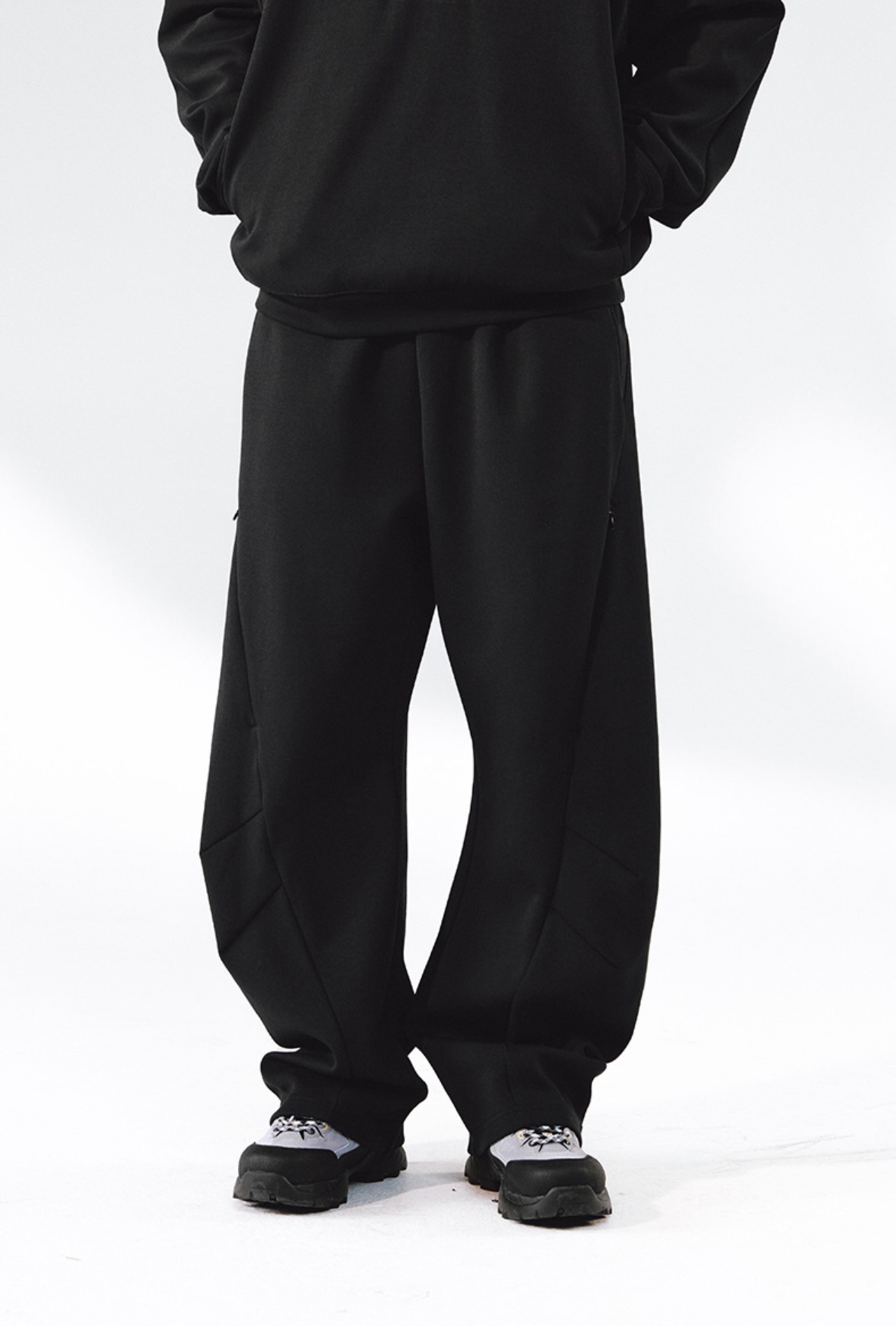 LYCRA® ベンチレーションスウェットパンツ