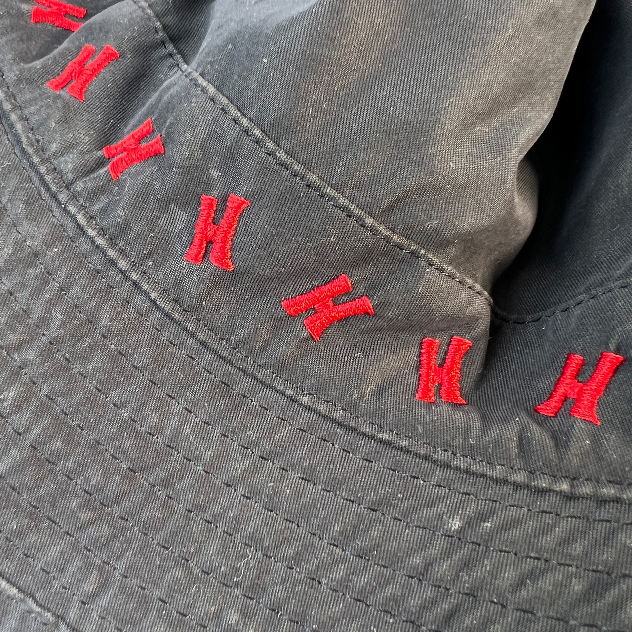 【最終処分SALE】HERMES エルメス    帽子 ブラック A-8506