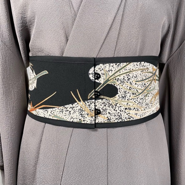 コルセット帯（松葉・黒留袖より制作）Corset Obi(Pine needle・Made of Kurotomesode Kimono)