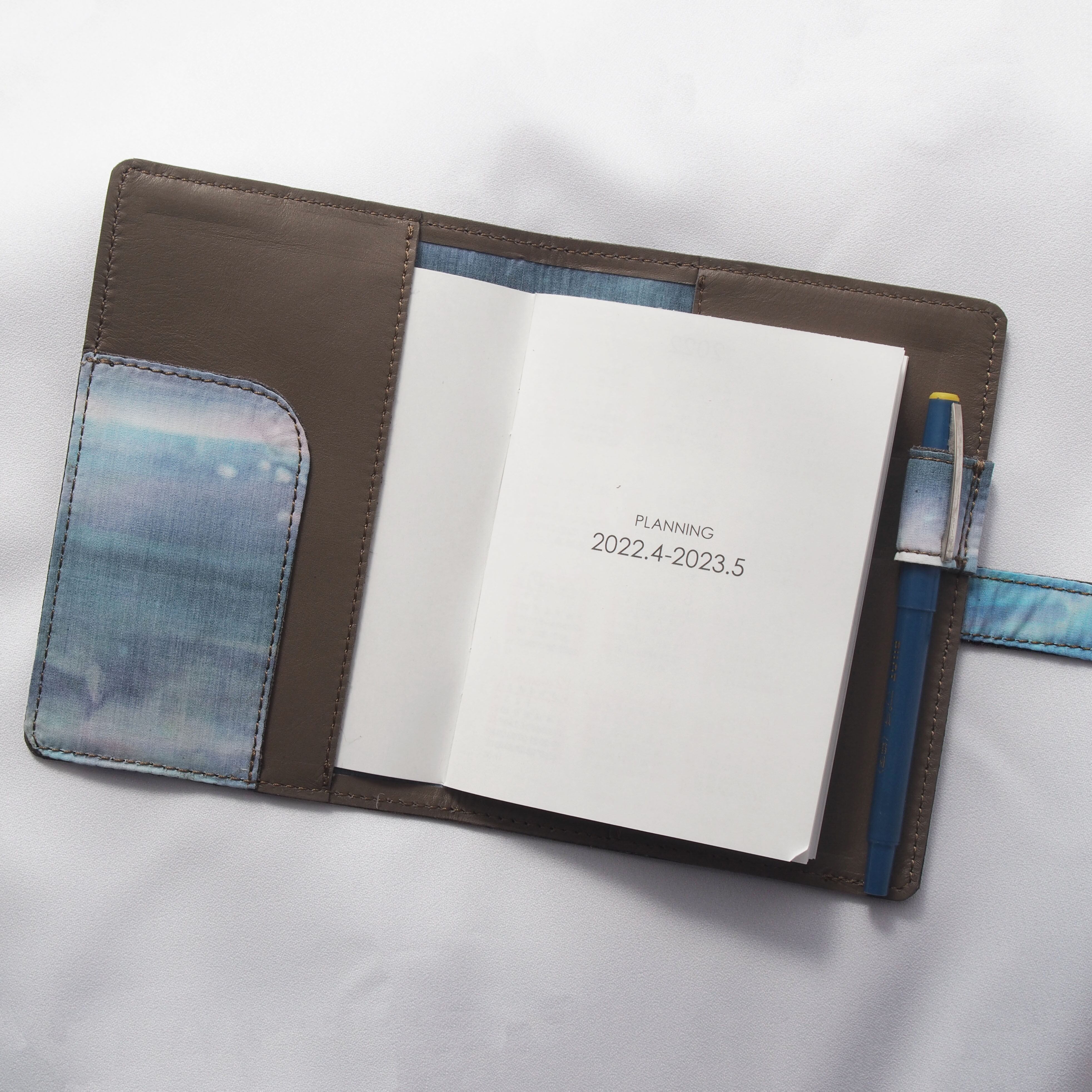 ほぼ日手帳　文庫サイズ対応 　レザー手帳カバー 刻印、拭き染め ほぼ日手帳 文庫サイズ対応 レザー手帳カバー 刻印、拭き染め A6革手帳