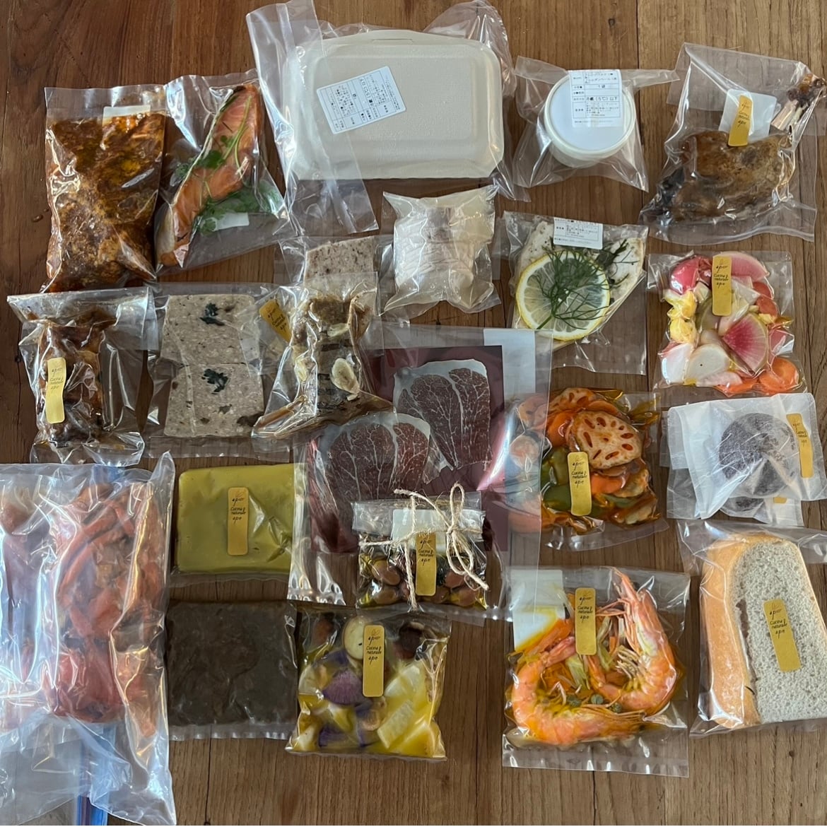 アーペの自然な料理のおせち 2027 naturale ¥37800 早期ご注文の方ビオワイン１本サービス（11月末）