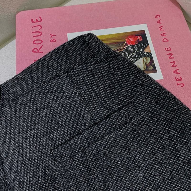 Tuck wide short pants B3916 | Mbeaute